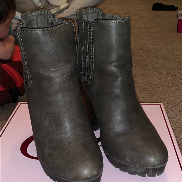 Candie's Shoes - Doesn’t fit anymore